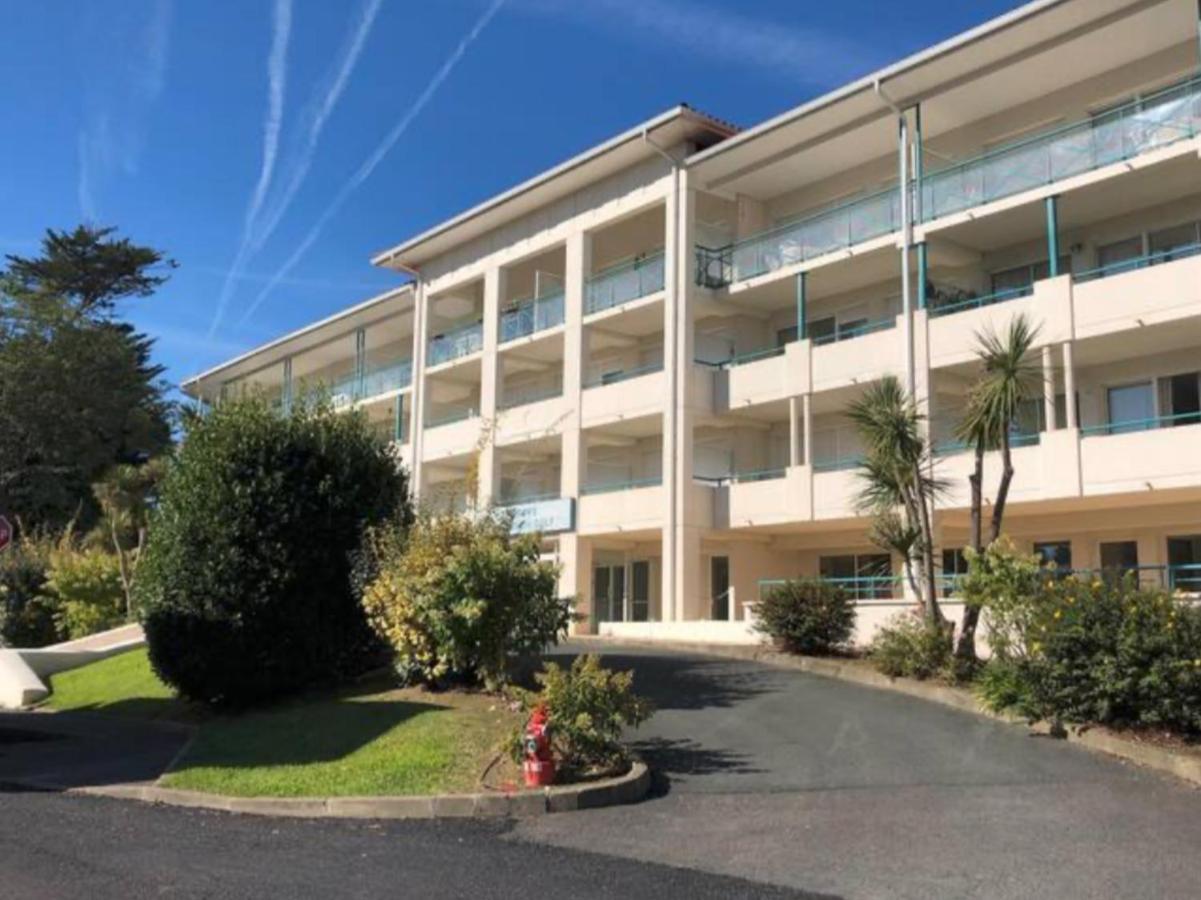 Studio au calme avec piscine, face golf, parking gratuit, tout à pied à 10mn centre ville Ciboure Esterno foto